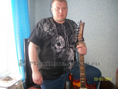 я в футболке